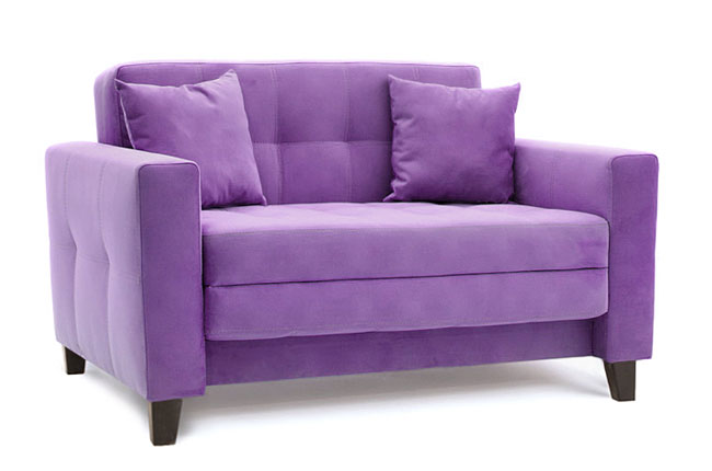 Диван Рэтро на фото спальное место составляет 130 см, ткань Энерджи-Лайт-Виолет.